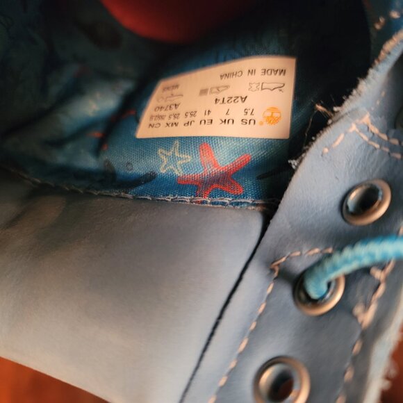 Timberland Premium 6 Waterproof Bright Blue Nubuck SpongeBob Boots US men SZ 7.5 - Picture 11 of 16